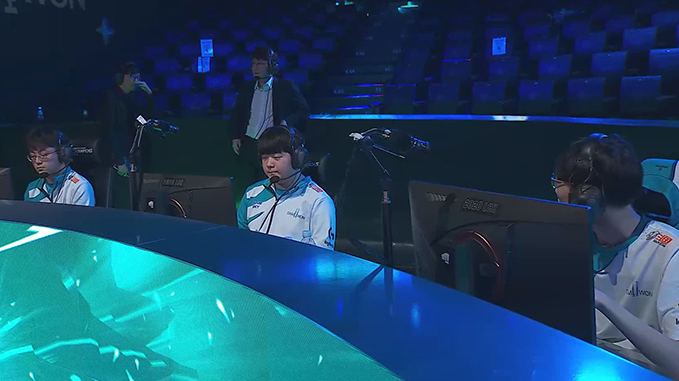 T1 vs DWG 하이라이트 - MSC 그룹스테이지 A조 썸네일