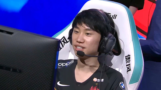 DWG vs FPX 하이라이트 - MSC 그룹스테이지 A조 썸네일