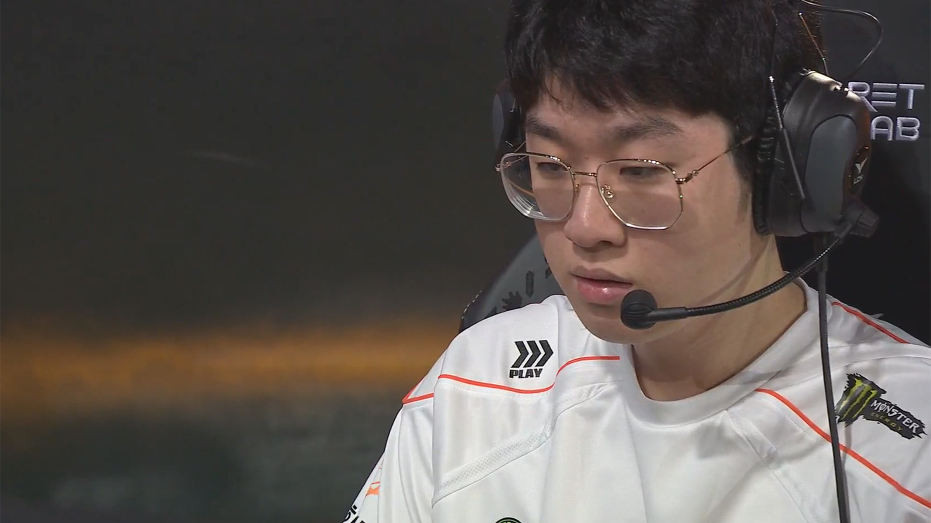 DK-HLE 3세트 하이라이트ㅣ04.27ㅣ2025 LCK 썸네일