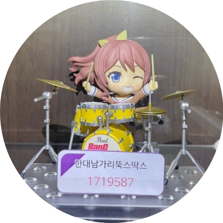 hgdytdcbvvjh
