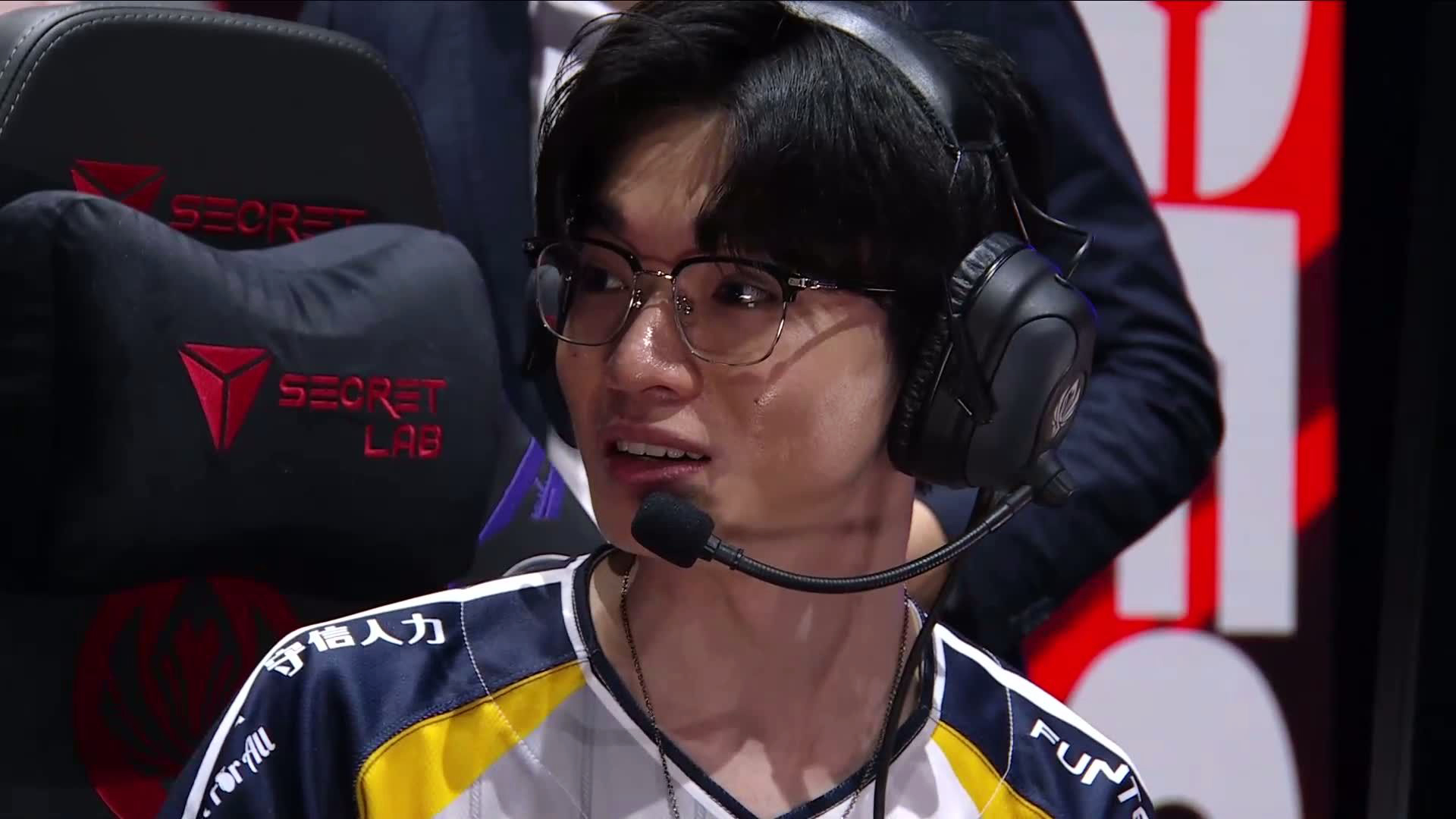 CFO-T1 4세트 하이라이트ㅣ07.04ㅣ2025 MSI 브래킷 스테이지 썸네일