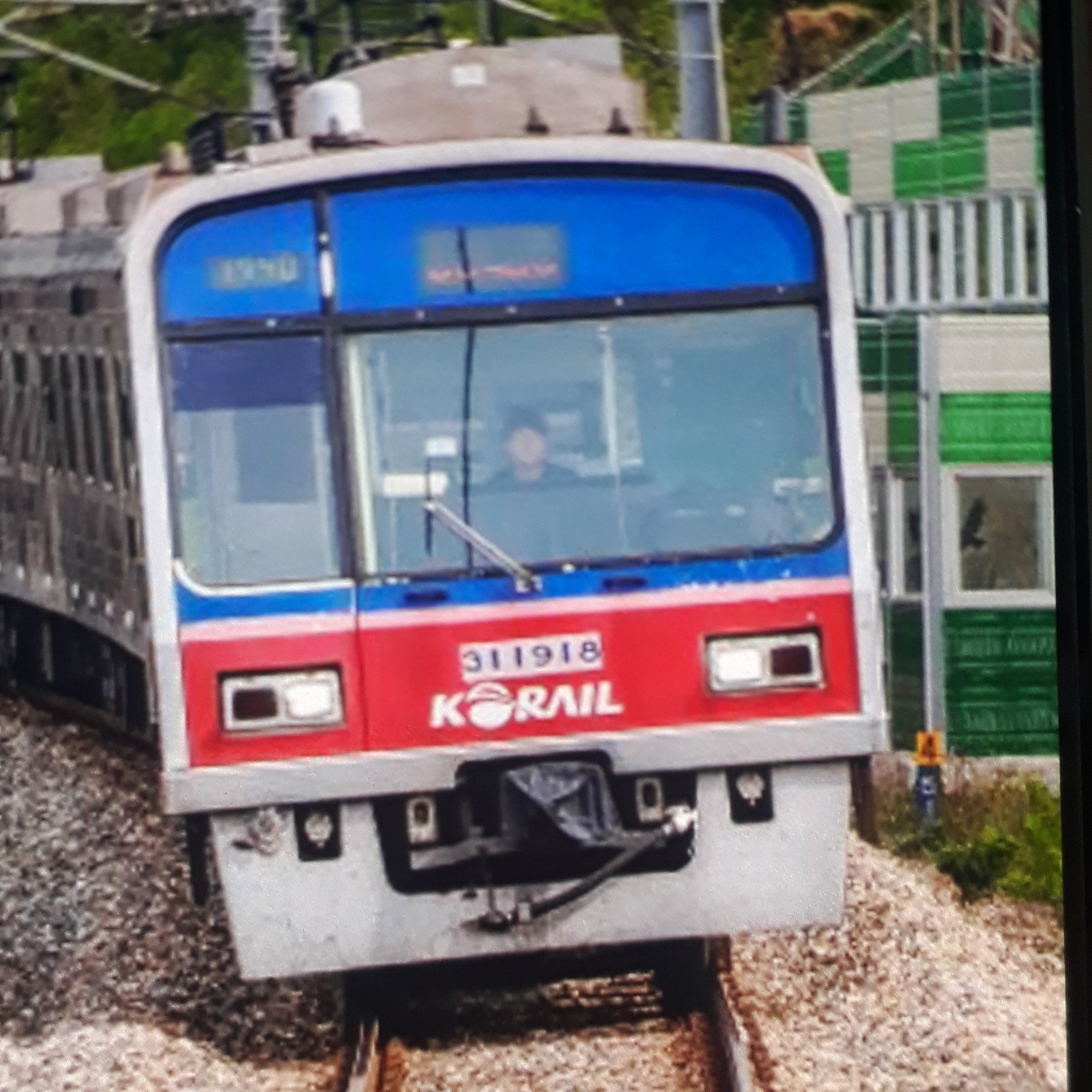 한철 전동차 재작자