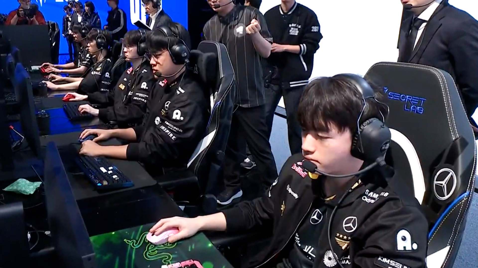 CFO-T1 하이라이트ㅣ10.16ㅣ2025 LoL 월드 챔피언십 스위스 스테이지 썸네일