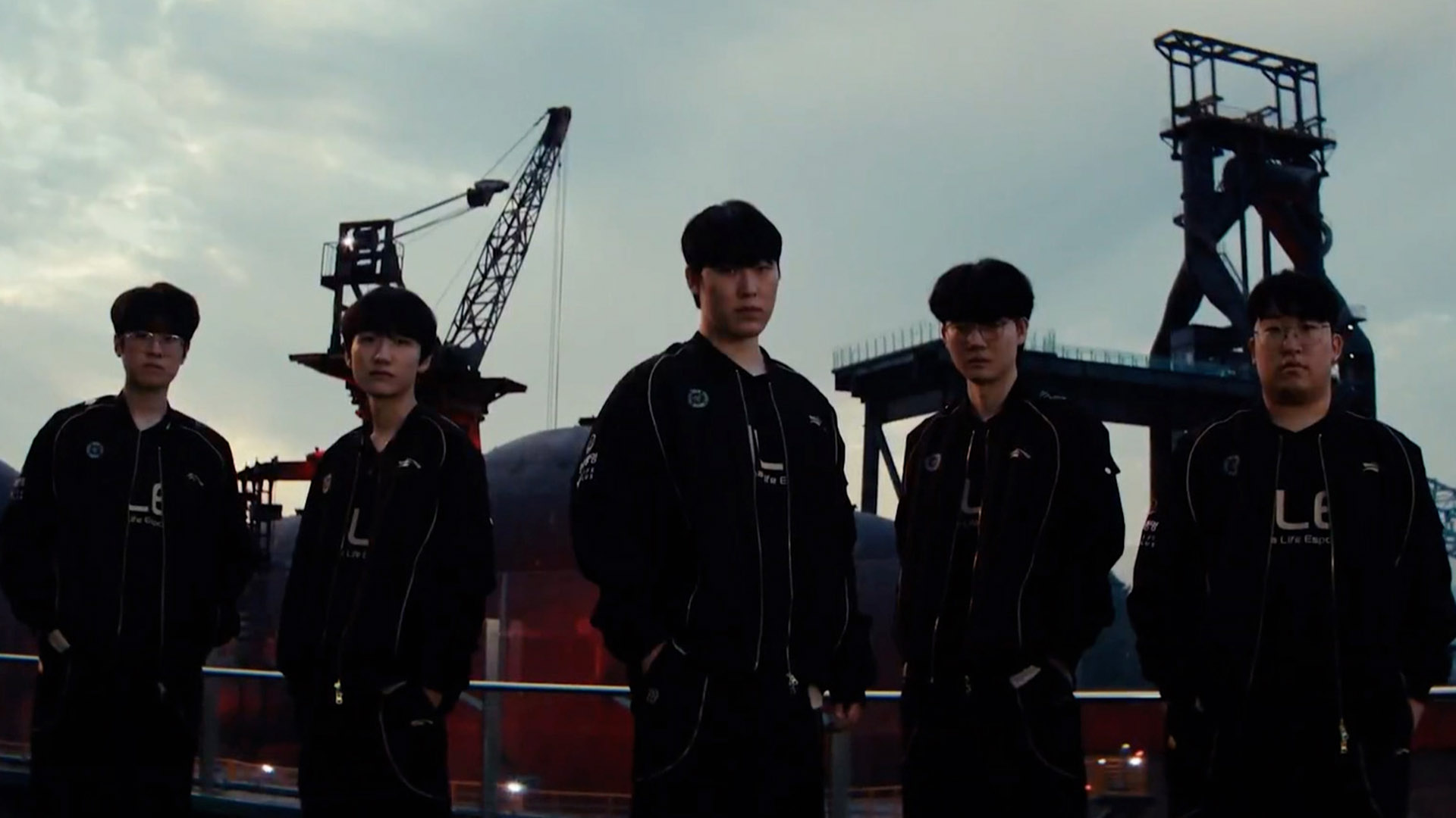 CFO-HLE 2세트 하이라이트ㅣ10.22ㅣ2025 LoL 월드 챔피언십 스위스 스테이지 썸네일