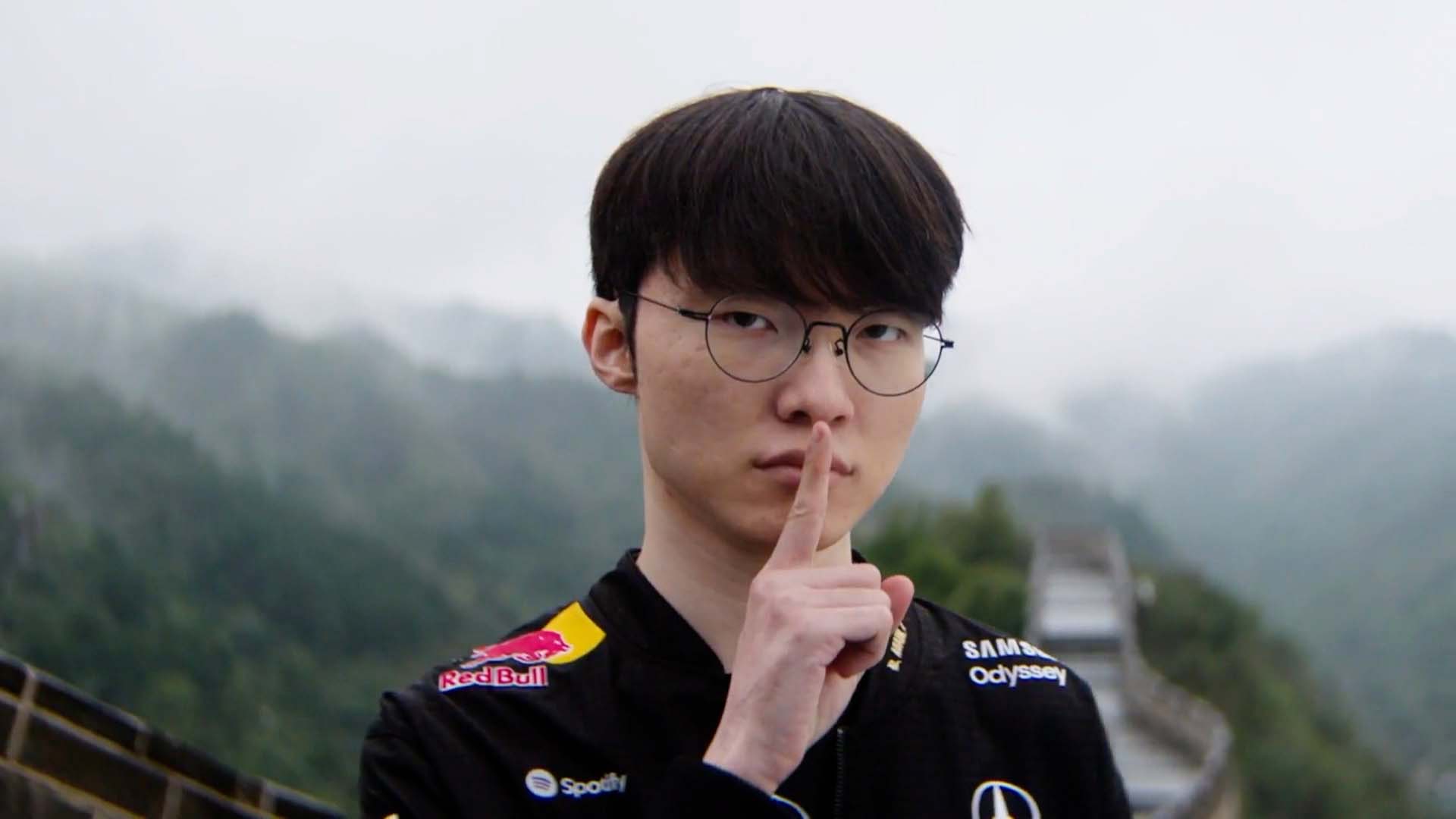 100T-T1 1세트 하이라이트ㅣ10.24ㅣ2025 LoL 월드 챔피언십 스위스 스테이지 썸네일