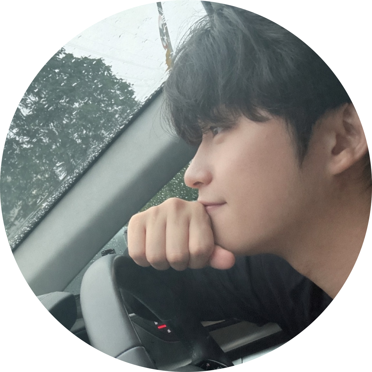 오월93