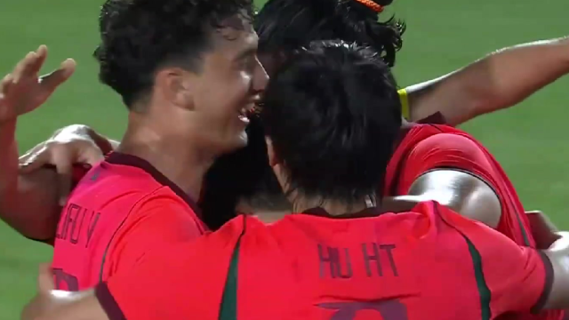 동점골에 이은 대역전극 축구 조별리그 주요장면