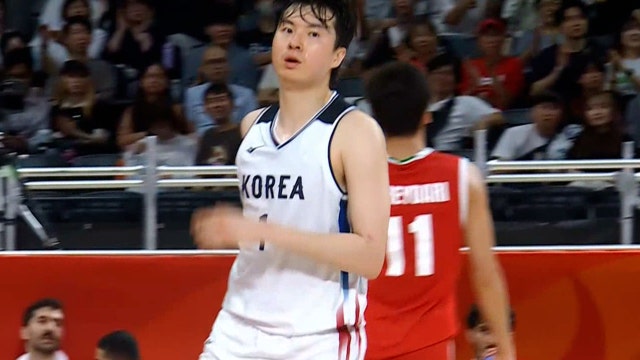 '영점 조절 완료!' 믿고 보는 이현중의 3점 슛