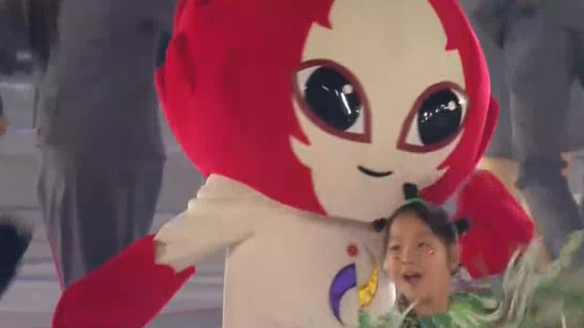 '타오르는 불꽃을 춤으로' 호노혼 댄스