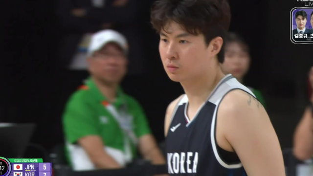 시작부터 터진 외곽포 기선 제압하는 이현중