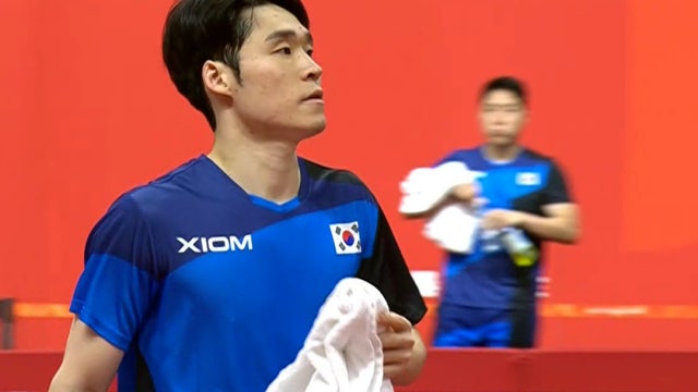 '확연한 실력차' 3 대 0 가뿐하게 경기를 가져가는 장우진