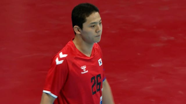 '동기부여 최상' 입대 2주 차 김진영의 7미터 드로