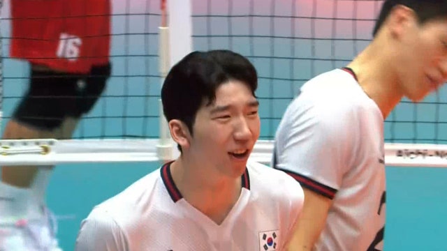 상대 기를 꺾는 허수봉의 블로킹 득점