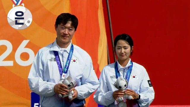 '값진 은메달!' 박정윤-최용희 시상식