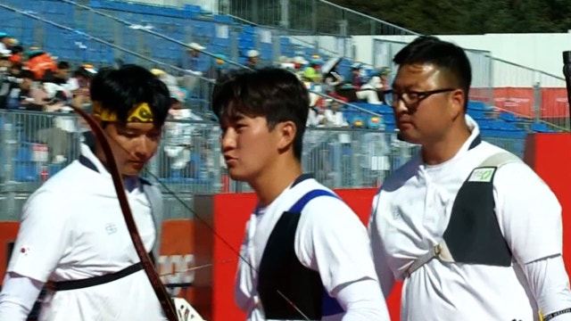 '세계 최강 삼총사' 1세트 가볍게 이기는 대한민국!