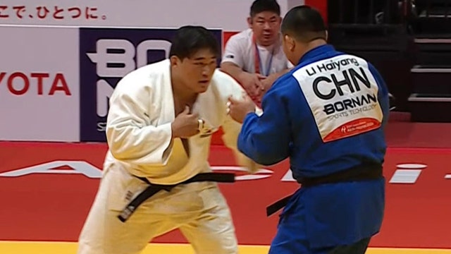 '기선제압 성공!' 1경기를 잡아내는 김민종